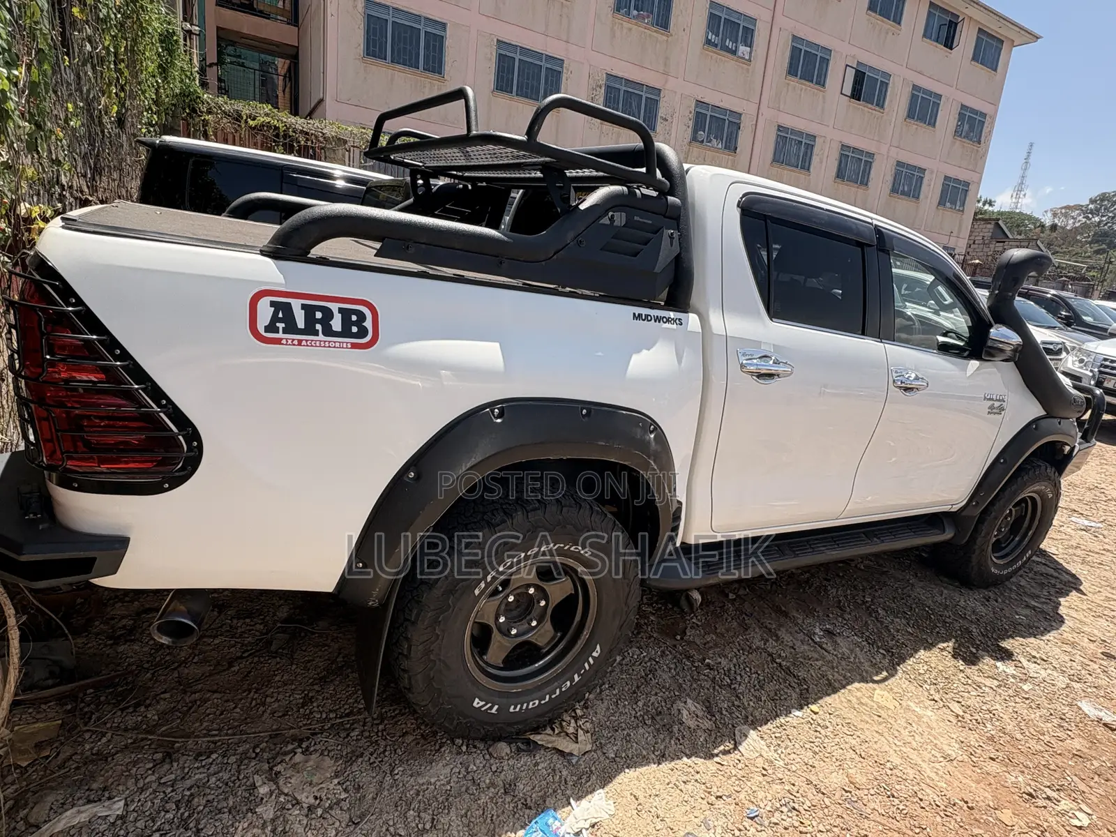 Toyota Hilux Revo Double Cab Deisel 2.4 AWD 2018 White