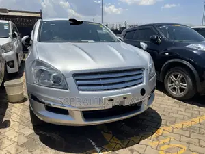 Nissan Dualis 2013 Silver
