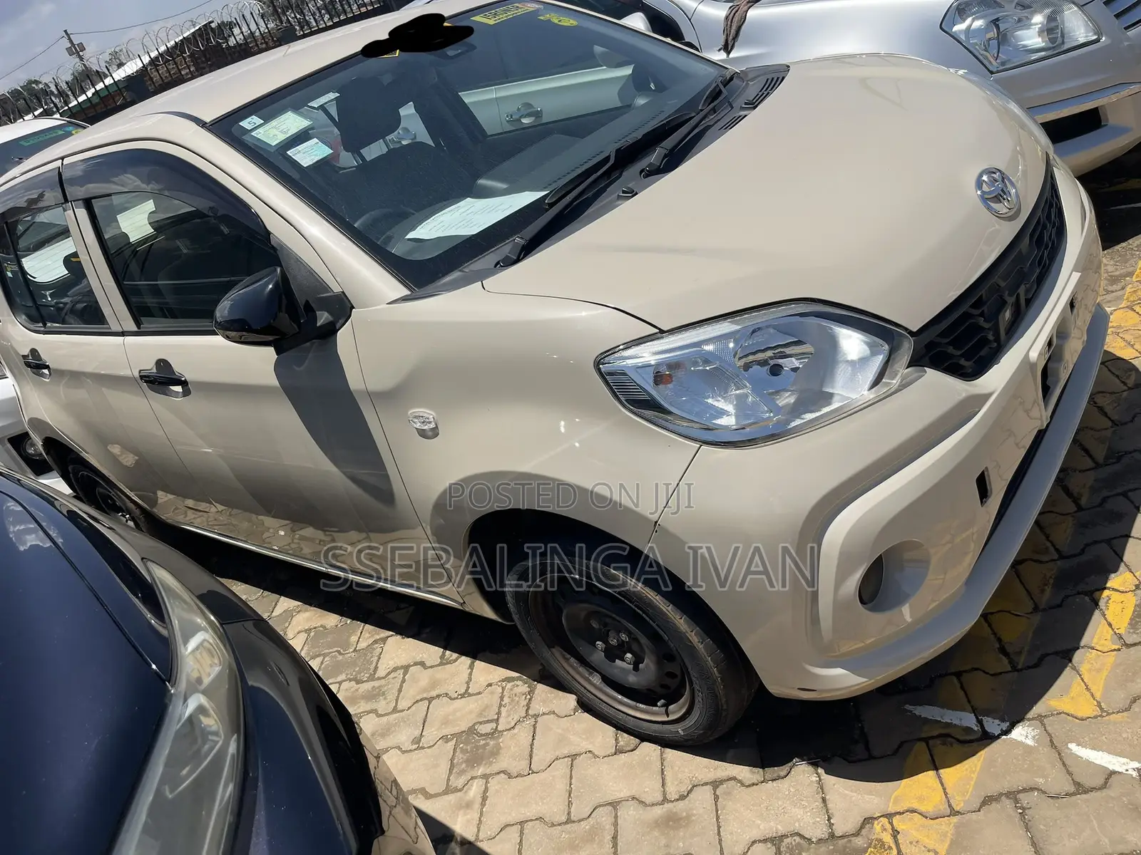 Toyota Passo 2017 Gold