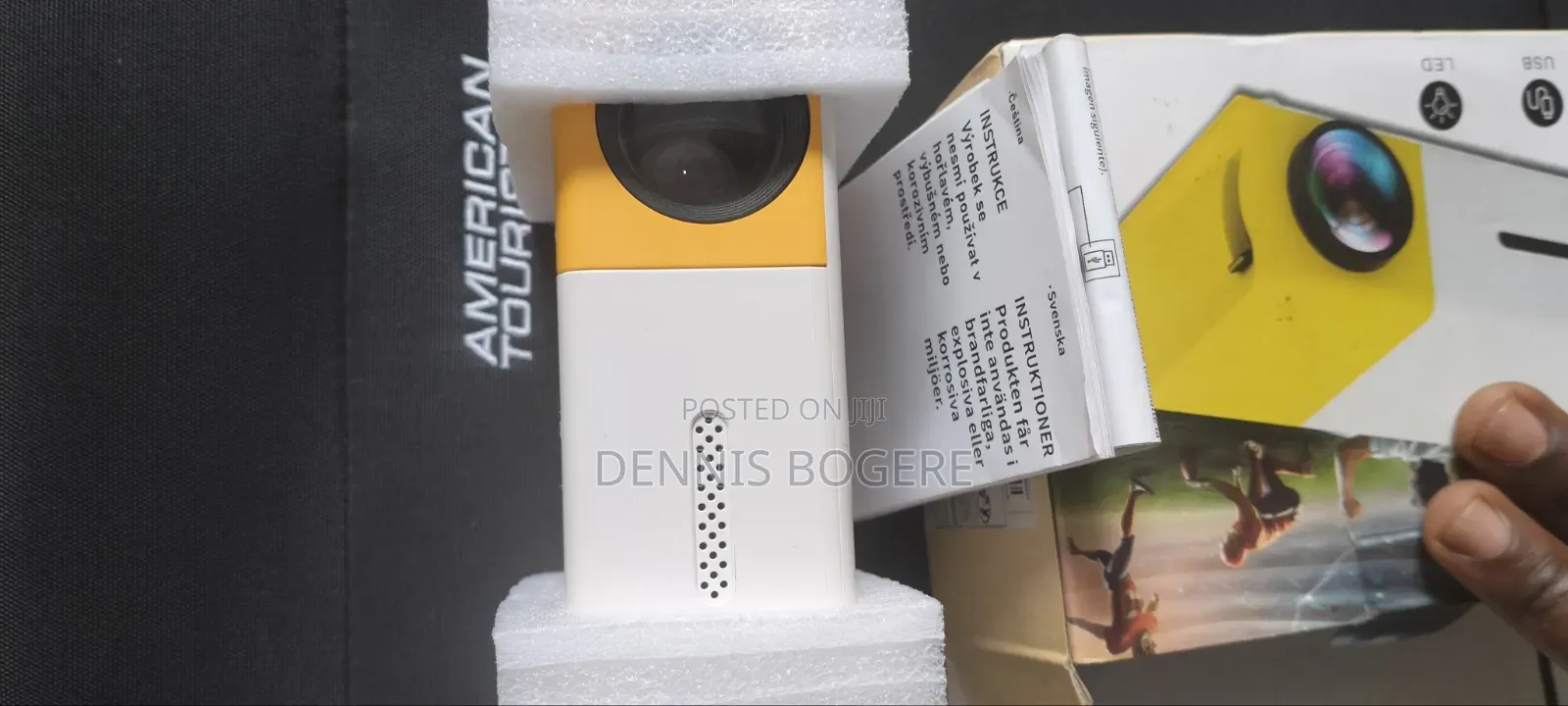 YG300 Mini Projector