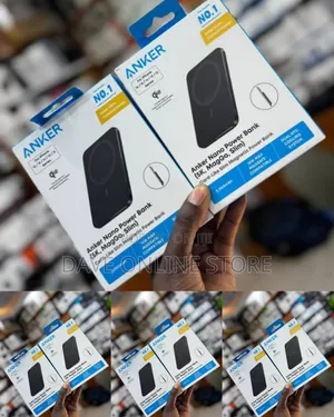 Anker Nano Power Bank (5K, MagGo, Slim)