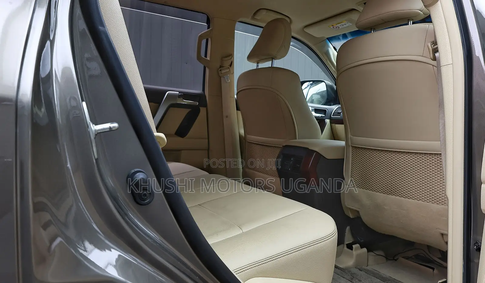 Toyota Land Cruiser Prado 2017 Brown