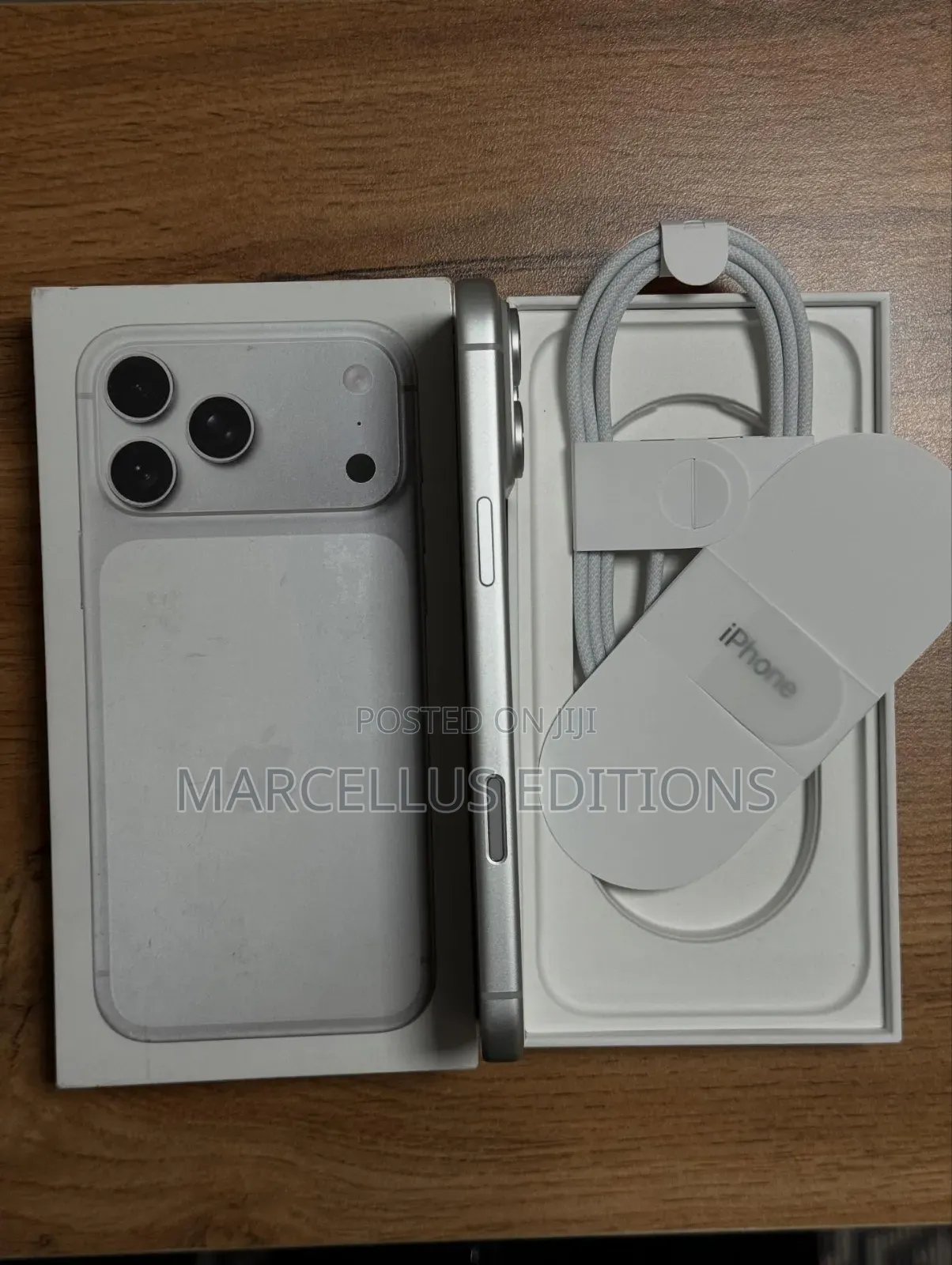 New Apple iPhone 17 Pro Max 256 GB Silver