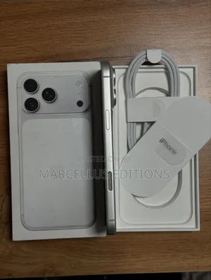 New Apple iPhone 17 Pro Max 256 GB Silver