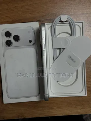 New Apple iPhone 17 Pro Max 256 GB Silver