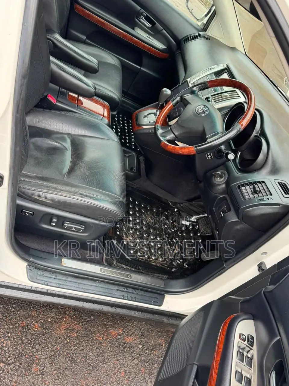 Toyota Harrier 2008 White