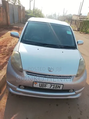 Toyota Passo 2005 Silver