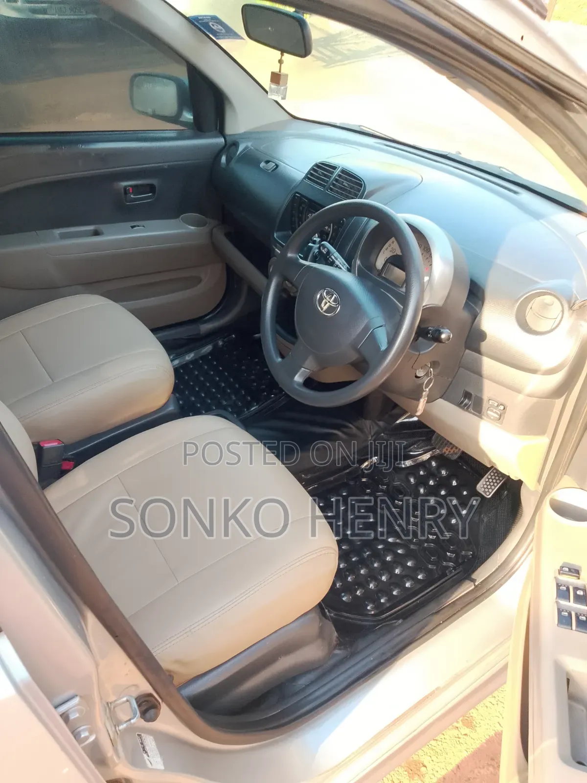Toyota Passo 2005 Silver
