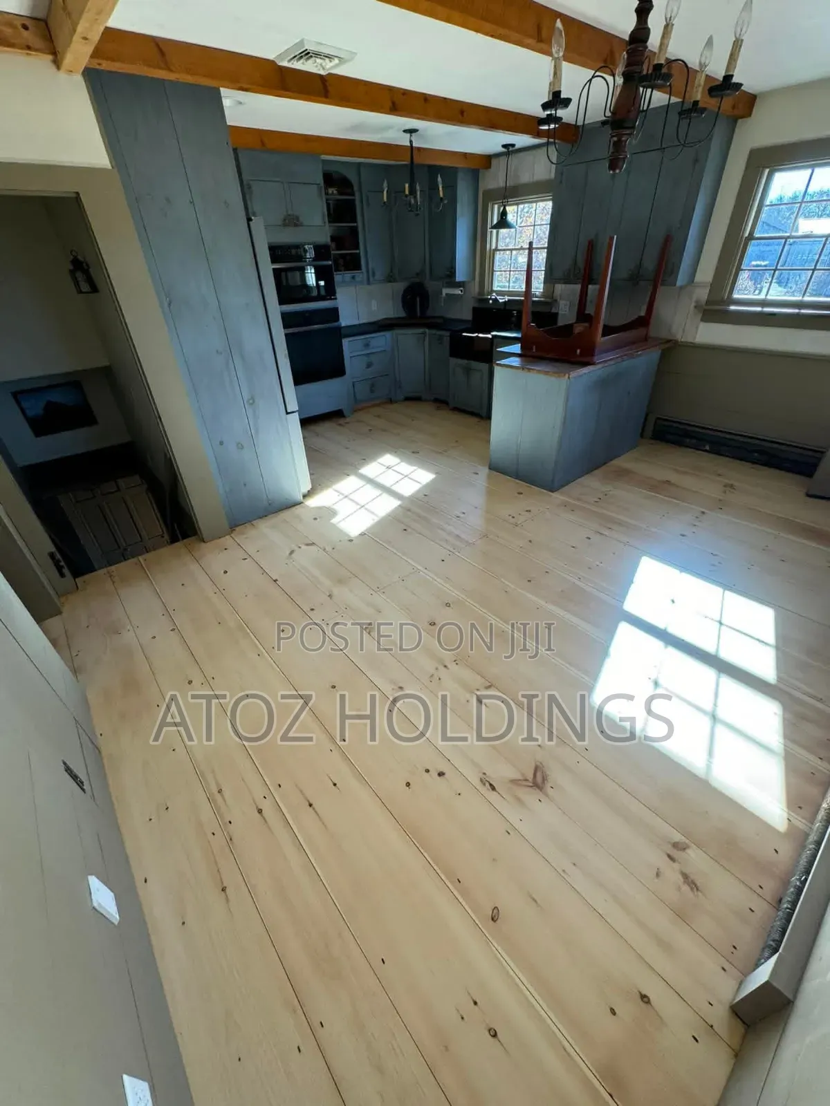 Wooden Floor/Wooden Floor in Natural Look & Finishing. Book Us Now