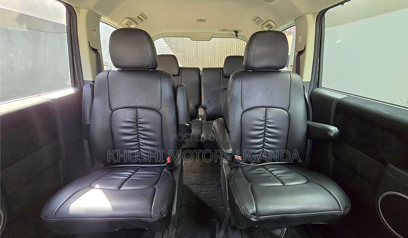 Mitsubishi Delica 2013 Black