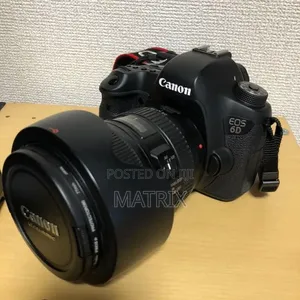 Canon Eos 6d 24-105mm F/3.5-5.6 Is STM Lens