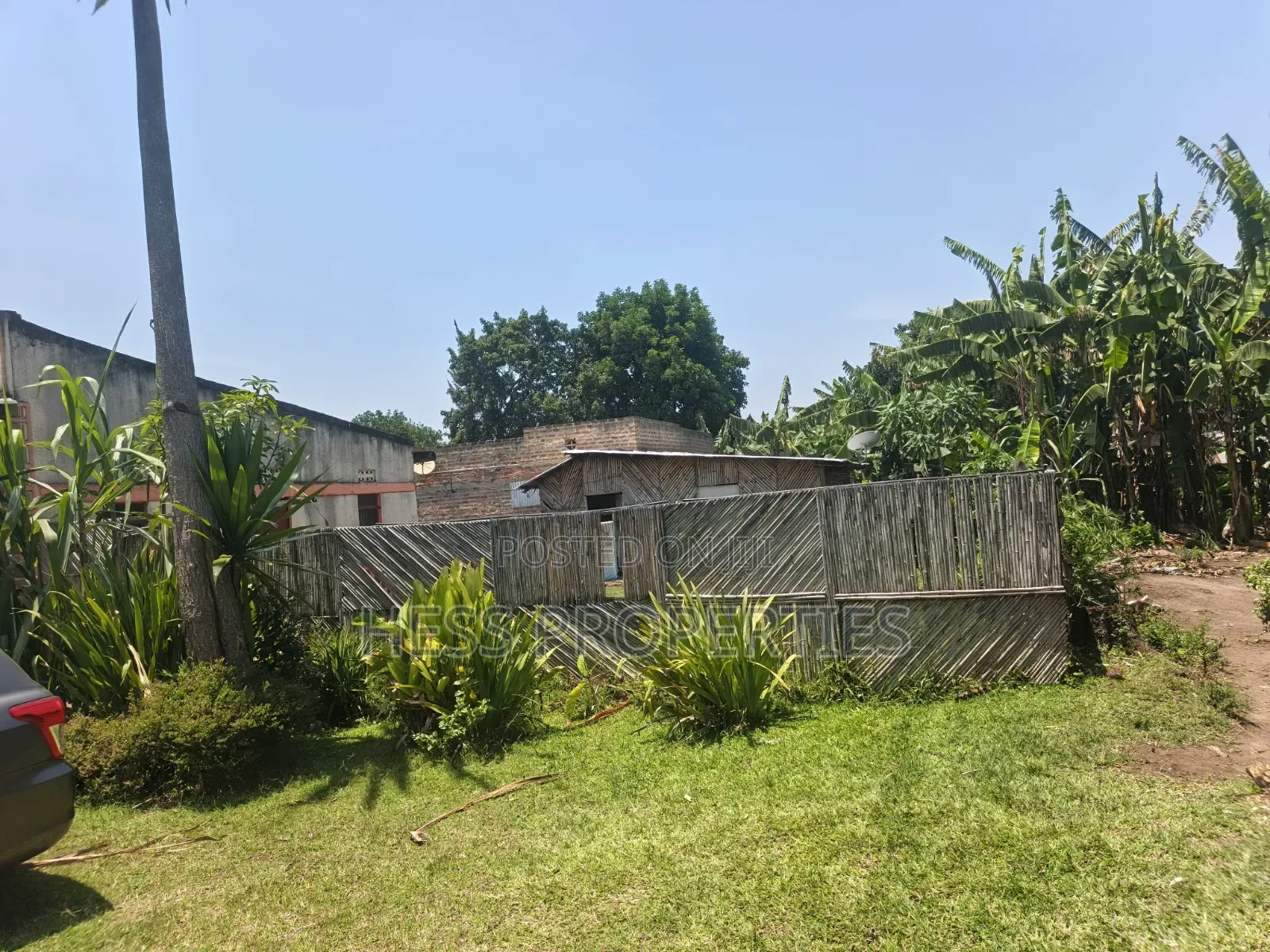 3bdrm Bungalow in Nyakasura, Kyenjojo for sale