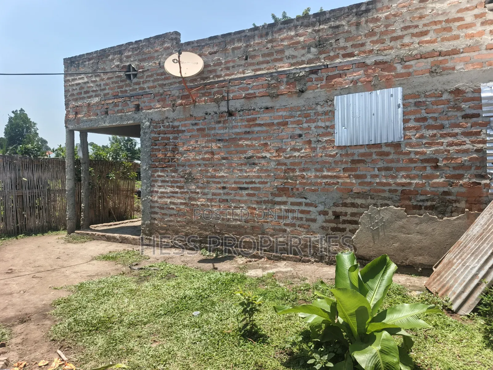 3bdrm Bungalow in Nyakasura, Kyenjojo for sale