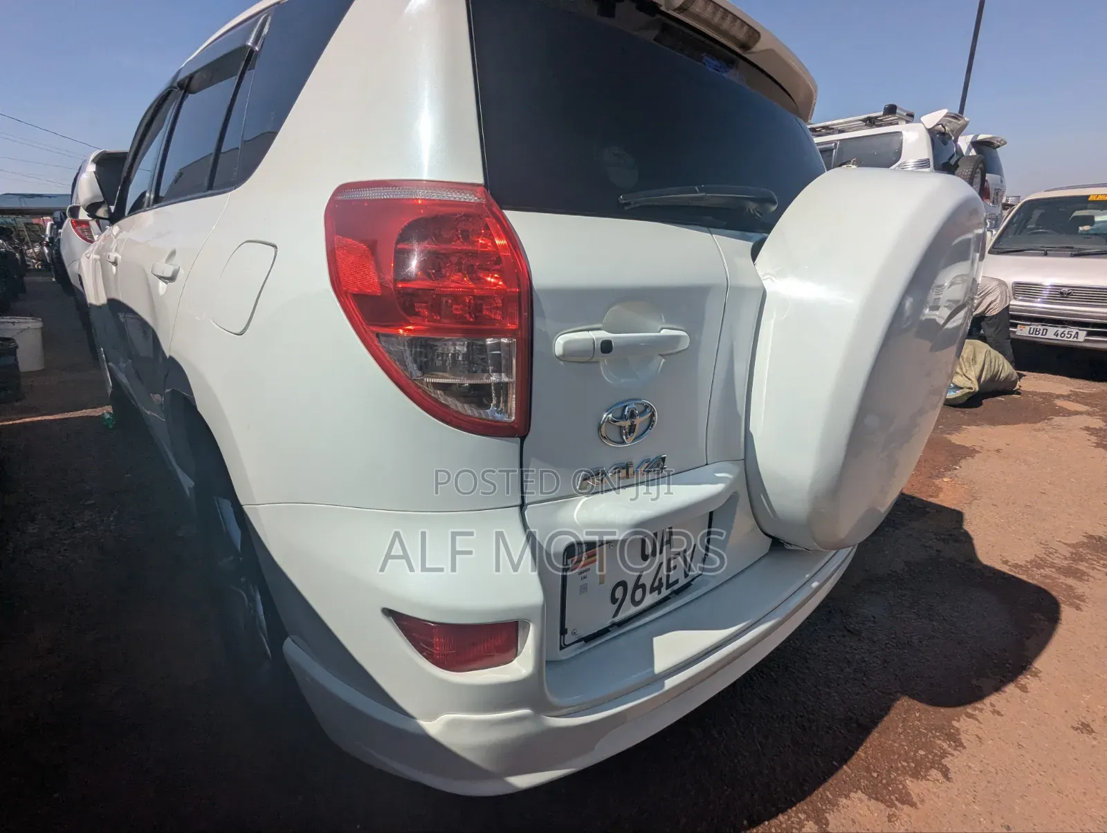 Toyota RAV4 2010 White