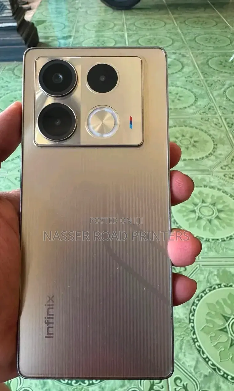 Infinix Note 40 256 GB Silver