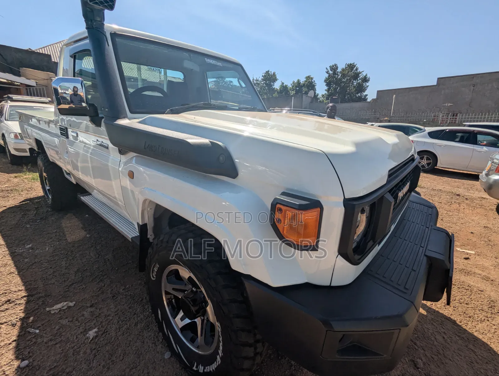 Toyota Land Cruiser Prado 2014 White