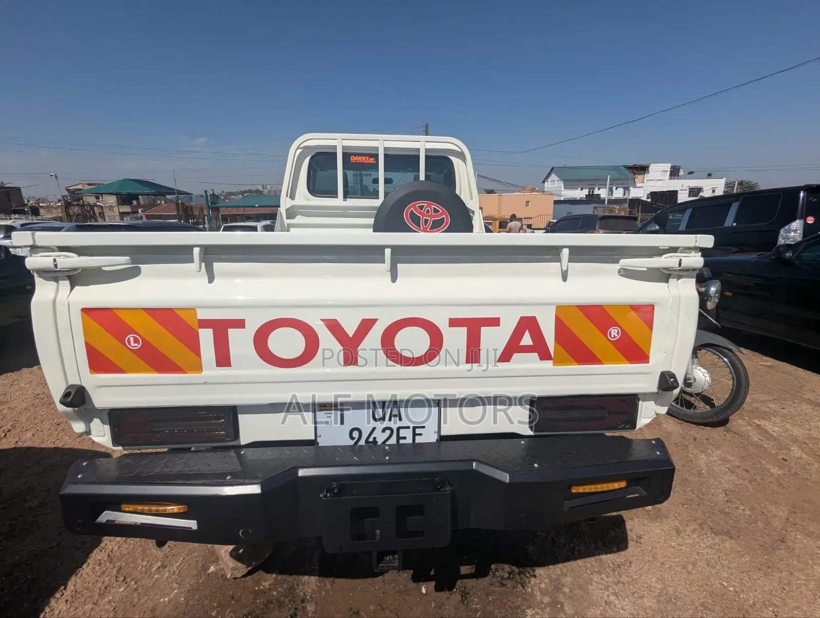 Toyota Land Cruiser Prado 2014 White