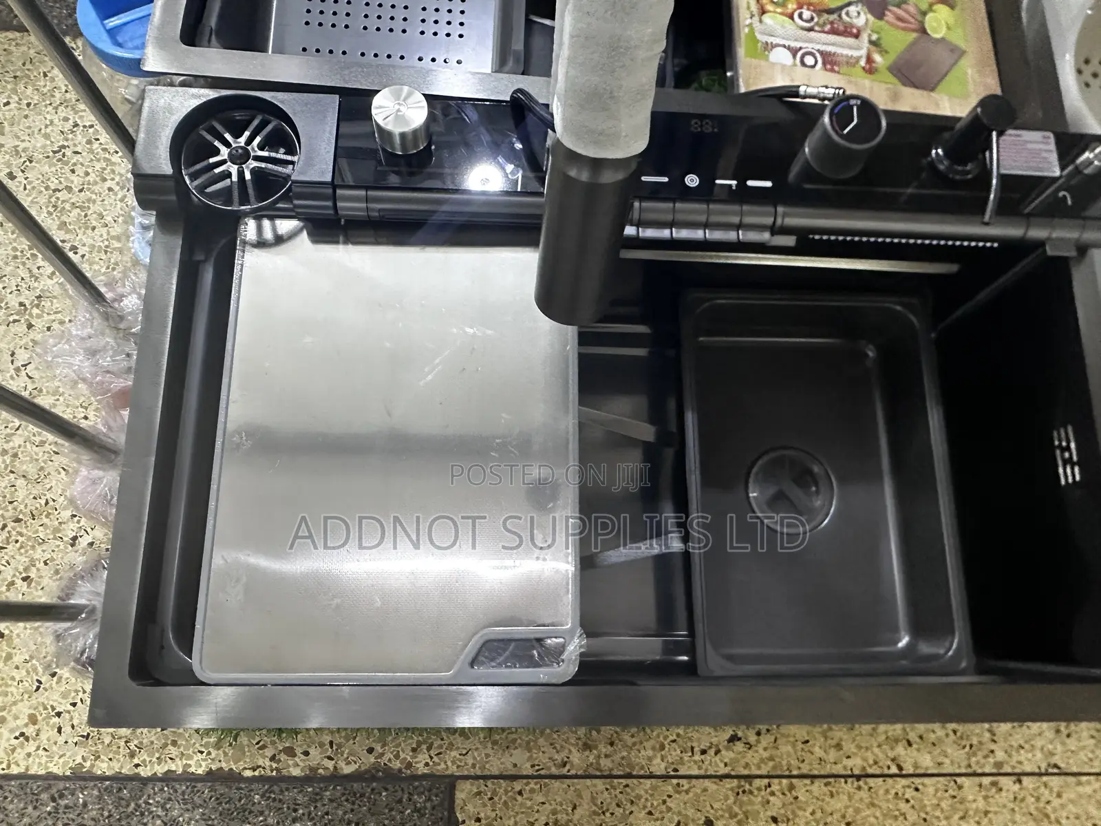 A Multifunctional Nano-Black Smart Kitchen Sink With a Digital Display