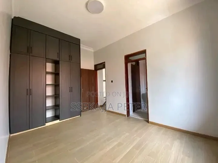 2bdrm House in Kisaasi, Central Division for sale