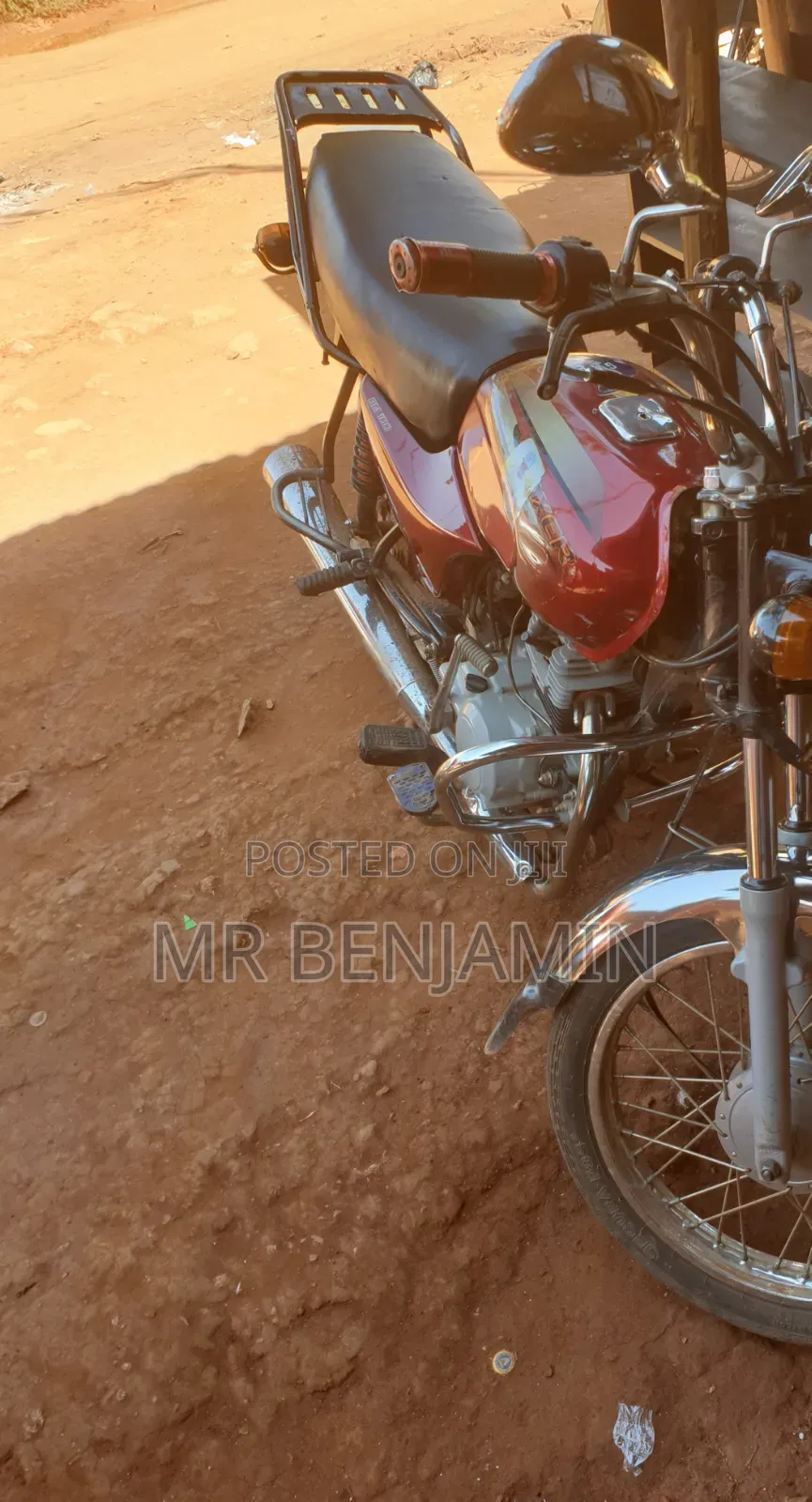 Bajaj Boxer 100 2024 Red