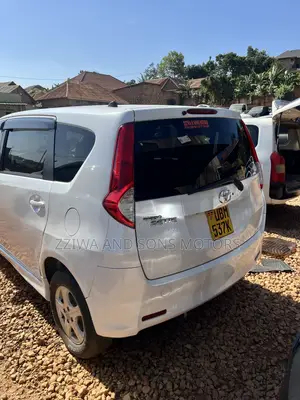Toyota Passo 1.3 FWD 2009 White