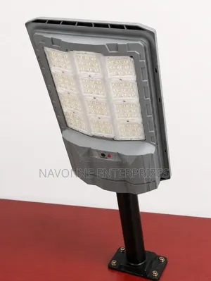 Heavy-Duty 400W Integrated Solar Street Light for Outdoor Security