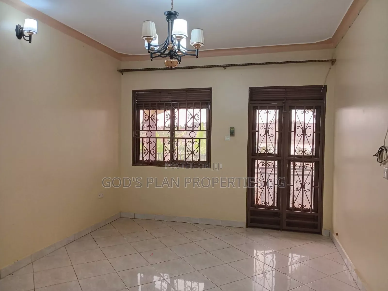2bdrm Bungalow in Wakaliga Estate, Central Division for rent