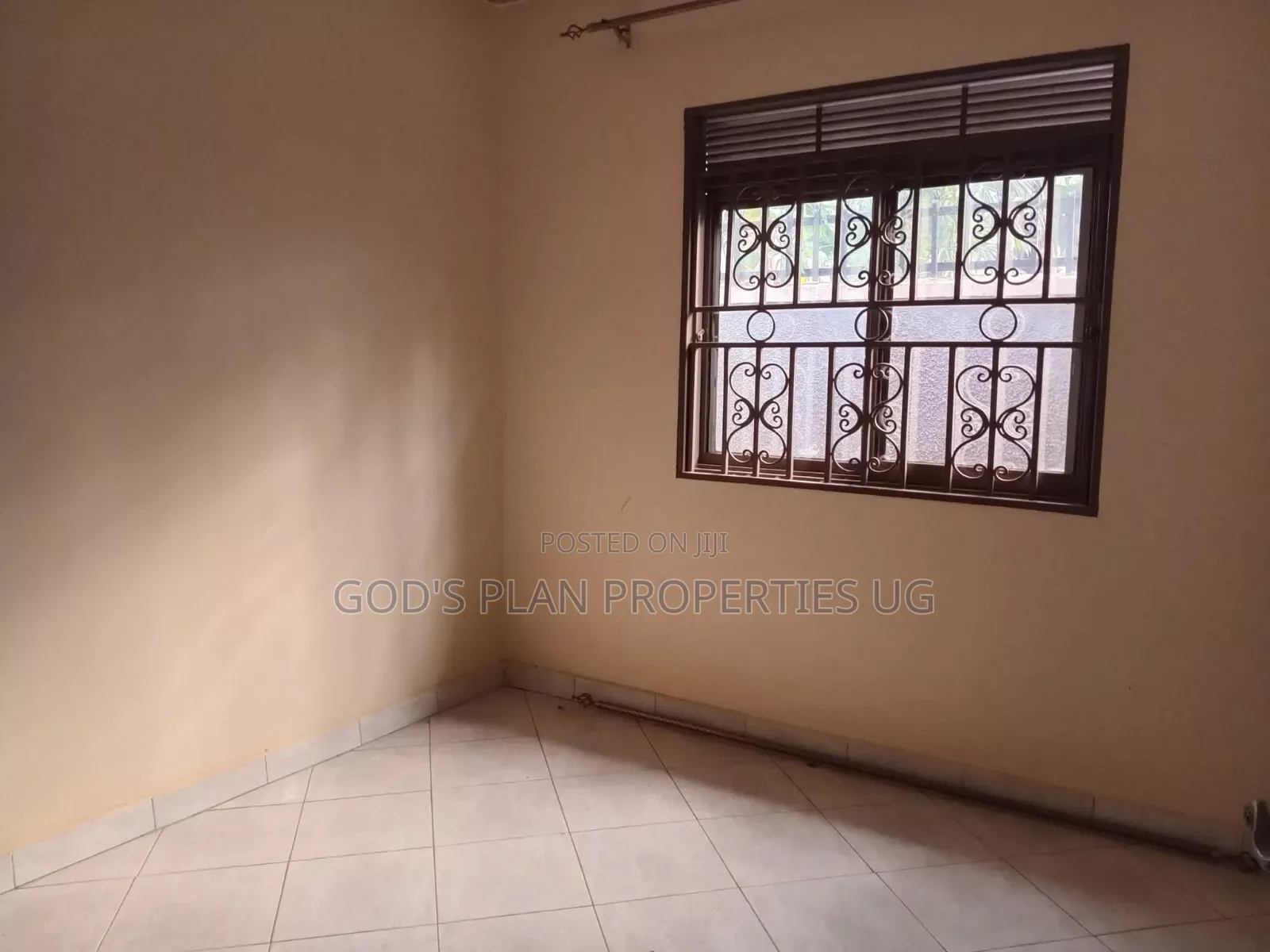 2bdrm Bungalow in Wakaliga Estate, Central Division for rent