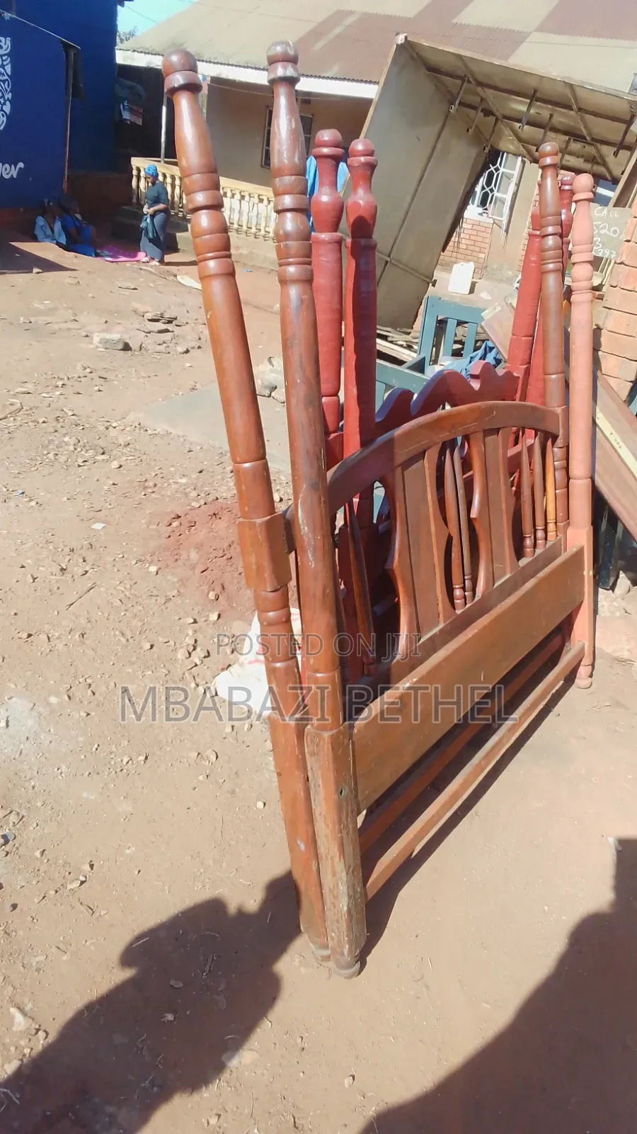 Used / Second Hand 5by6 Wooden Bed on Sale