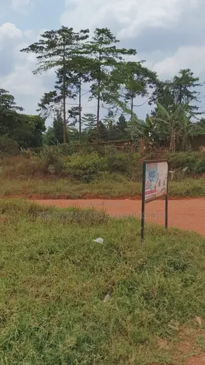 🔥🔥 Plots for Sale at Wamala – Entebbe Road! 🔥🔥