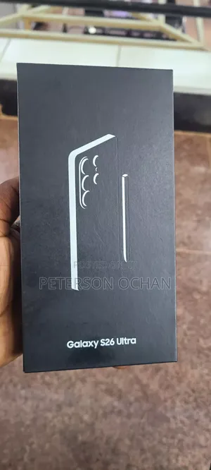 New Samsung Galaxy S26 Ultra 5G 512 GB Gold