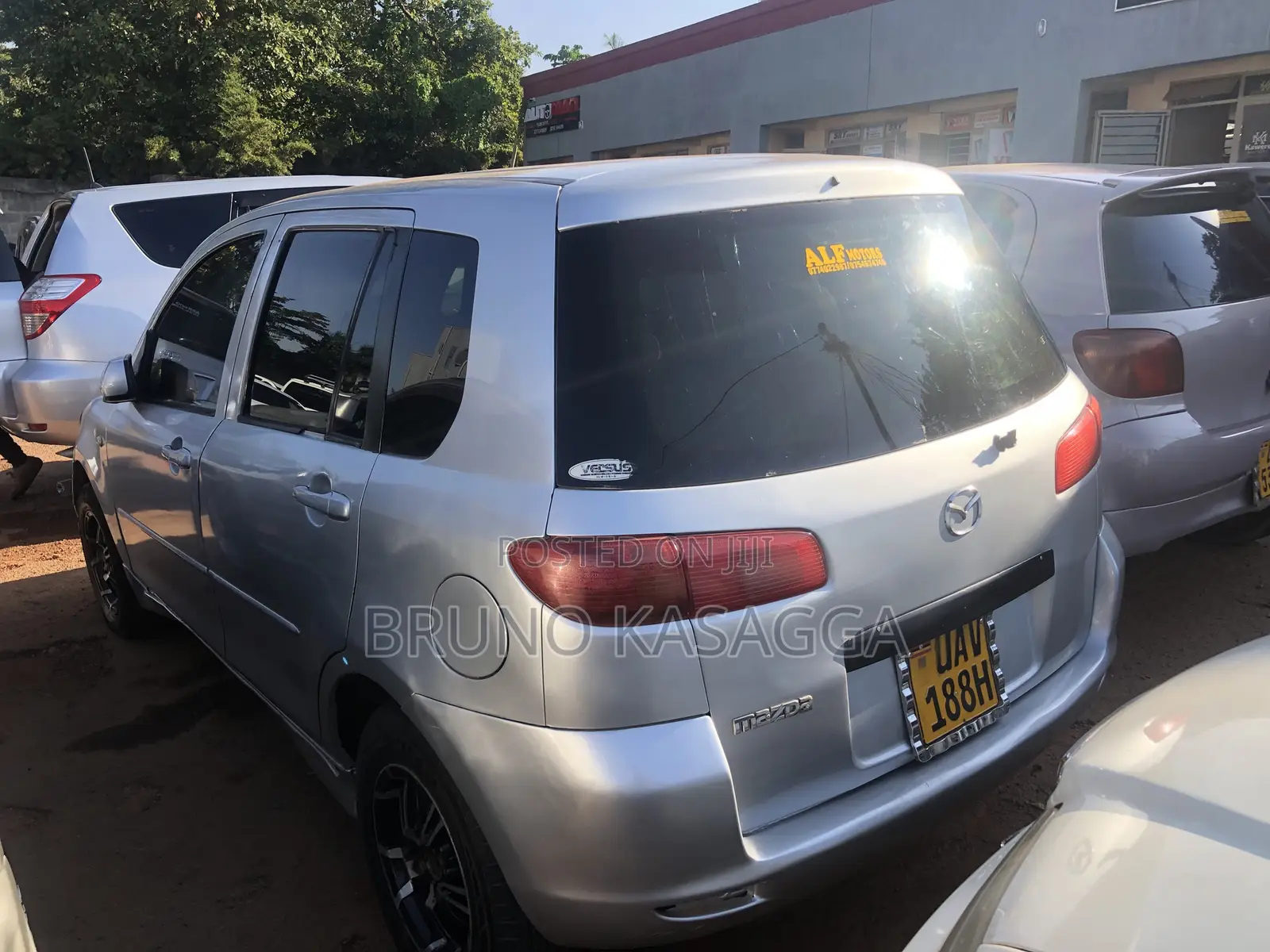 Mazda Demio 2002 Silver