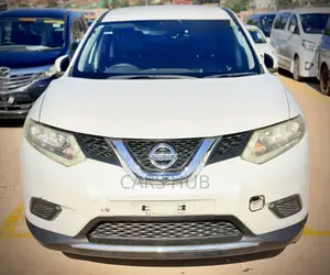 Nissan X-Trail 2.0 Petrol FWD 2013 White