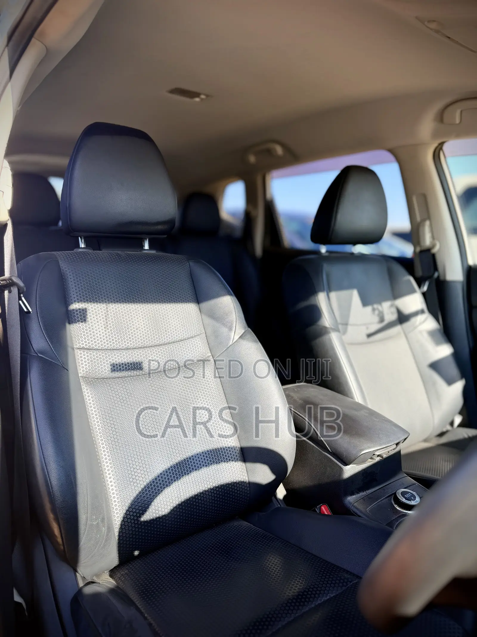 Nissan X-Trail 2.0 Petrol FWD 2013 White