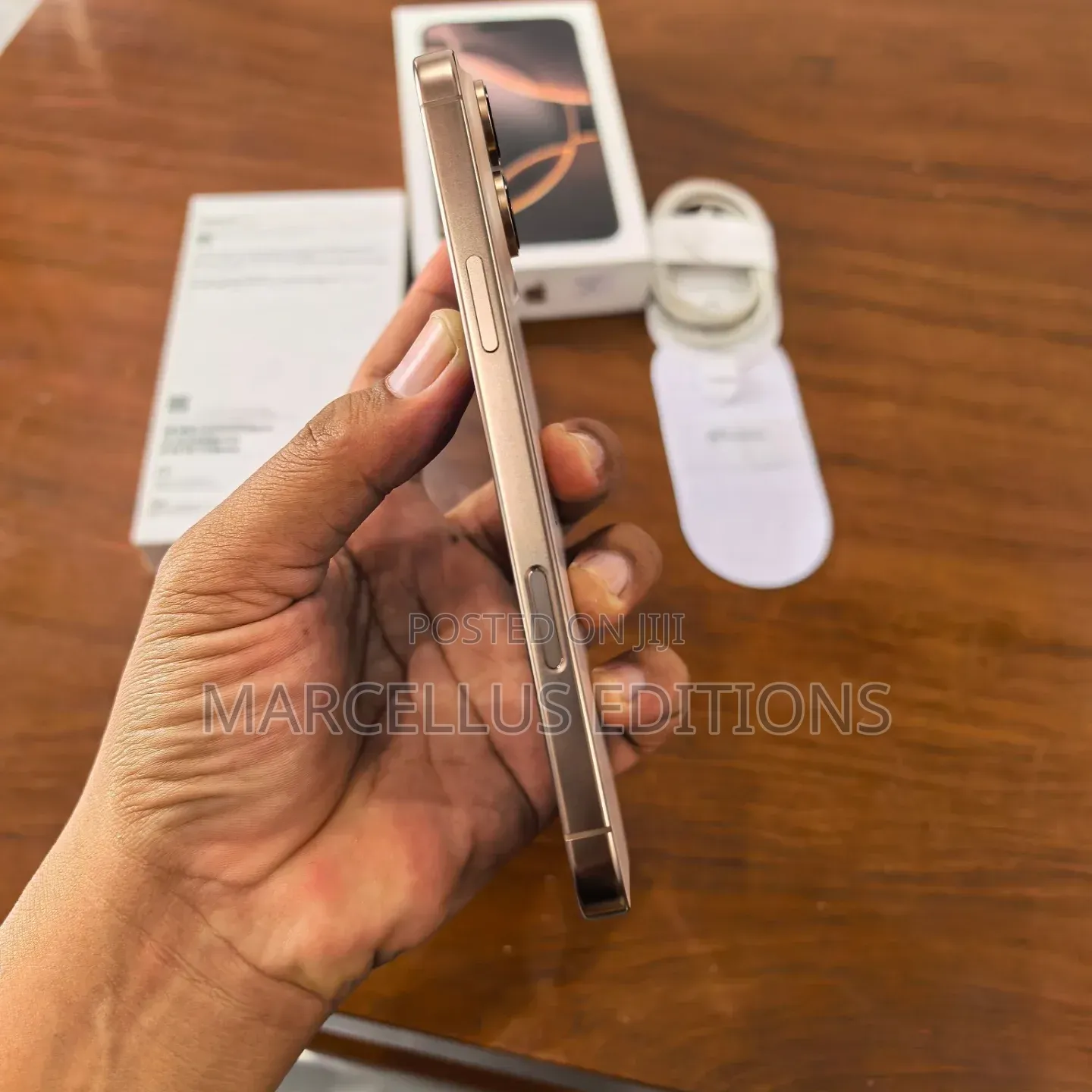 Apple iPhone 16 Pro Max 256 GB Gold