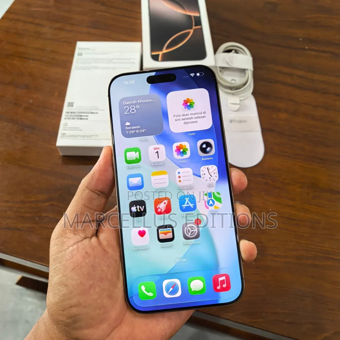 Apple iPhone 16 Pro Max 256 GB Gold