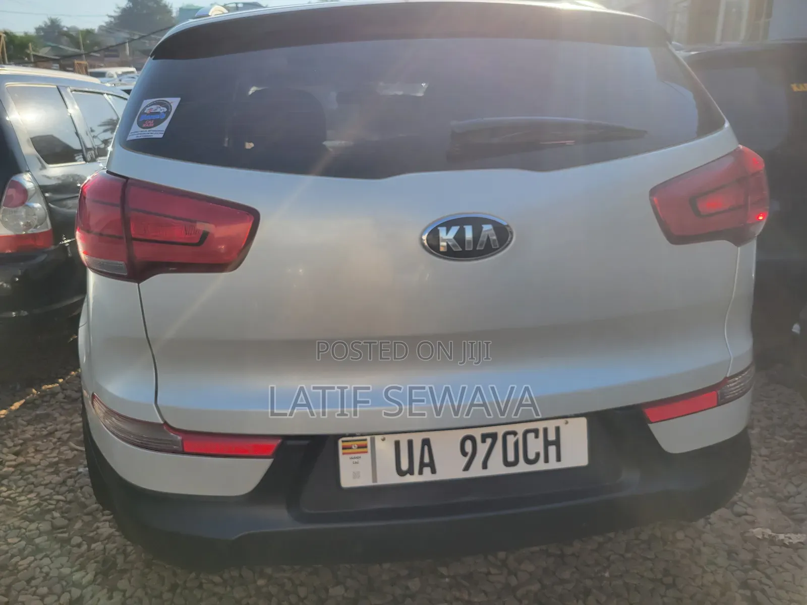 Kia Sportage Base 4dr FWD (2.4L 4cyl 6M) 2012 White