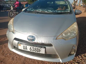 Toyota Aqua 2012 Silver
