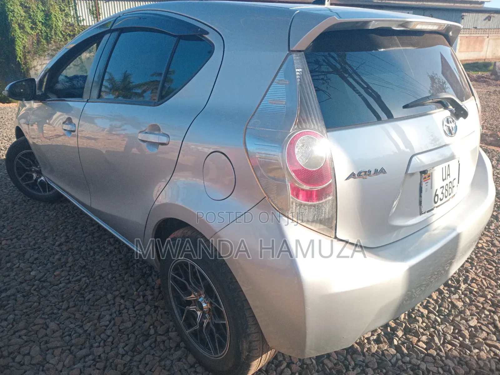Toyota Aqua 2012 Silver