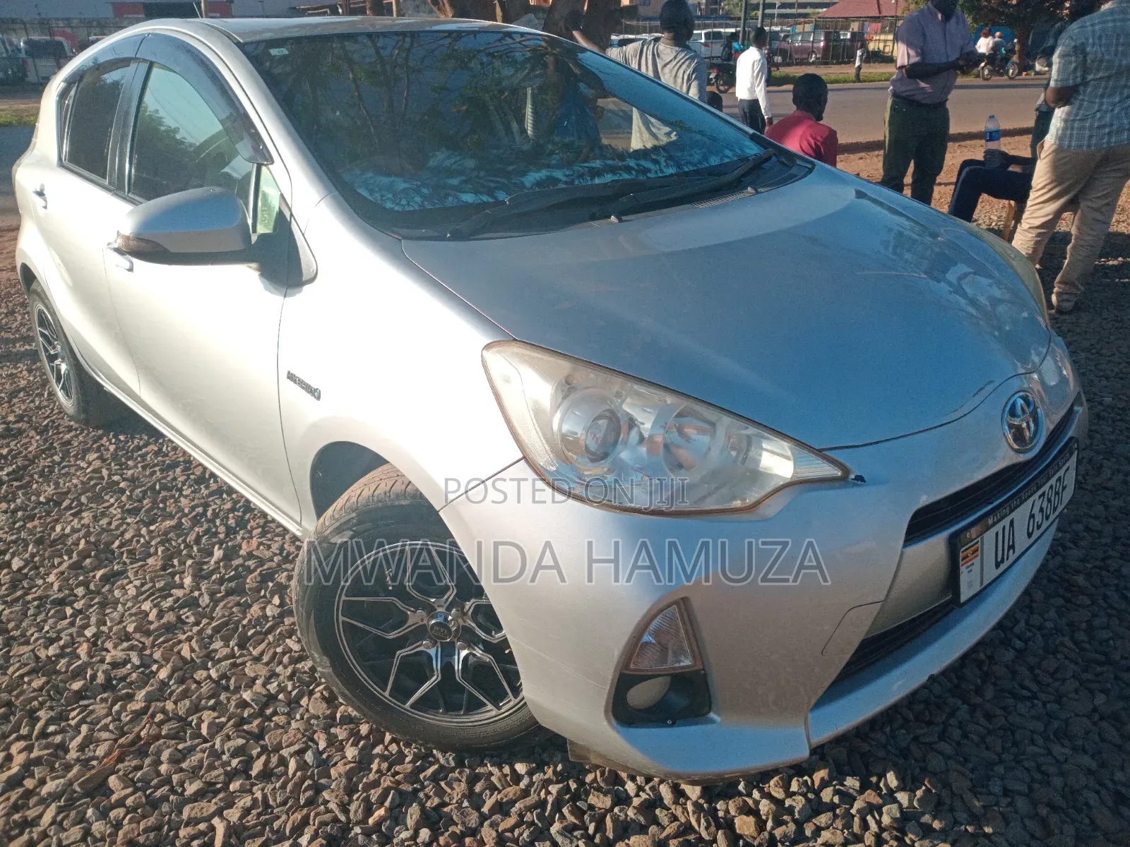 Toyota Aqua 2012 Silver