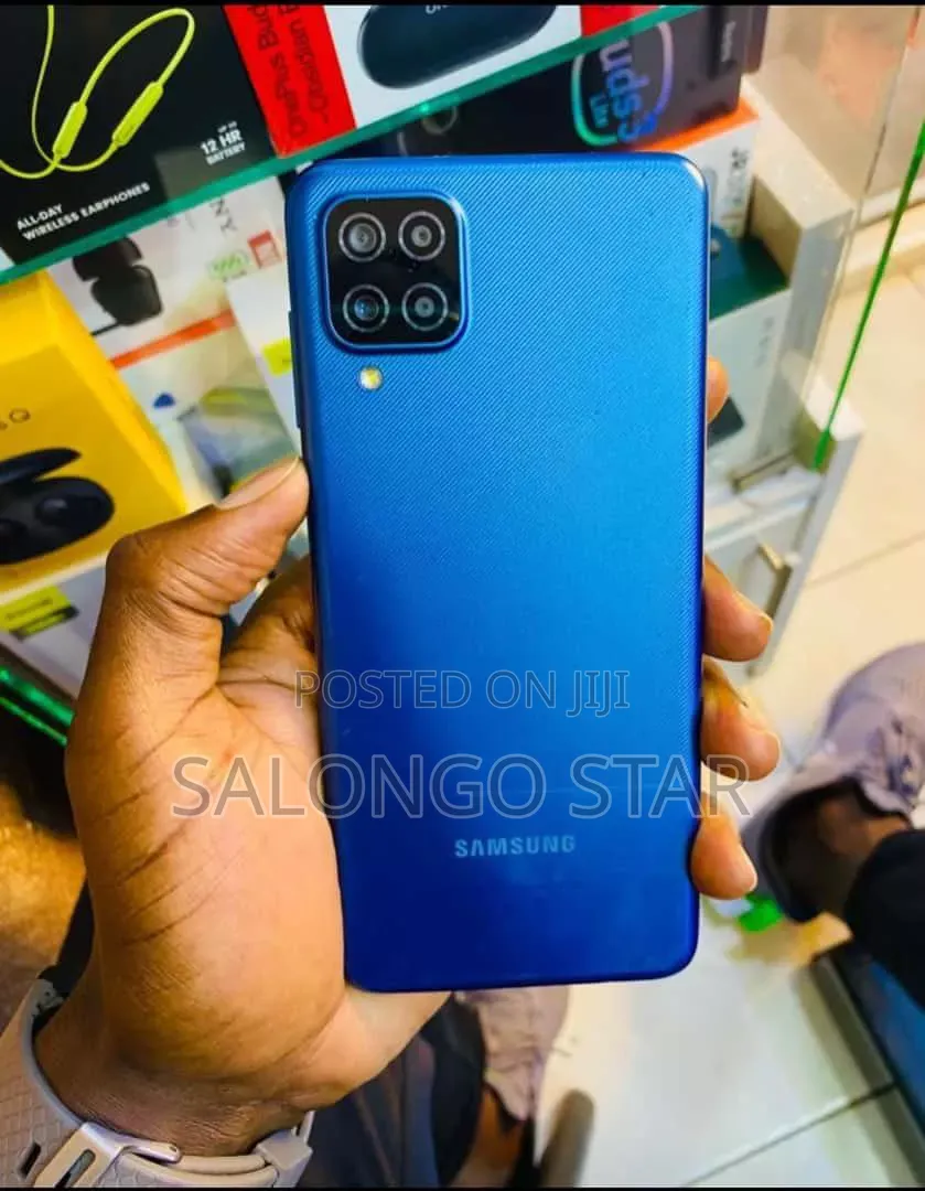 New Samsung Galaxy A12 64 GB Blue