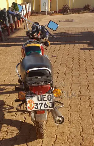 Bajaj Boxer 100 2017 Red