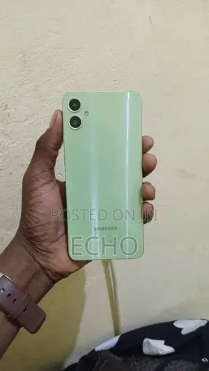 Samsung Galaxy A05 64 GB Green