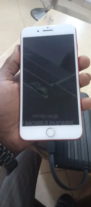 Apple iPhone 7 Plus 128 GB Red