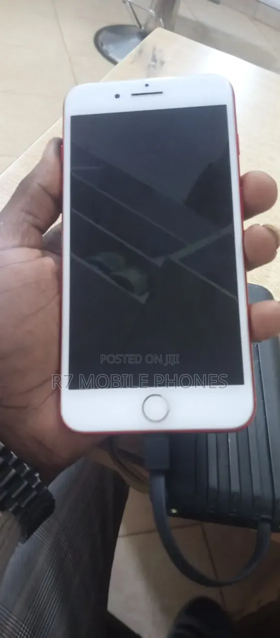 Apple iPhone 7 Plus 128 GB Red