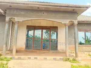3bdrm House in Mpelerwe Buwambo At, Kawempe for sale