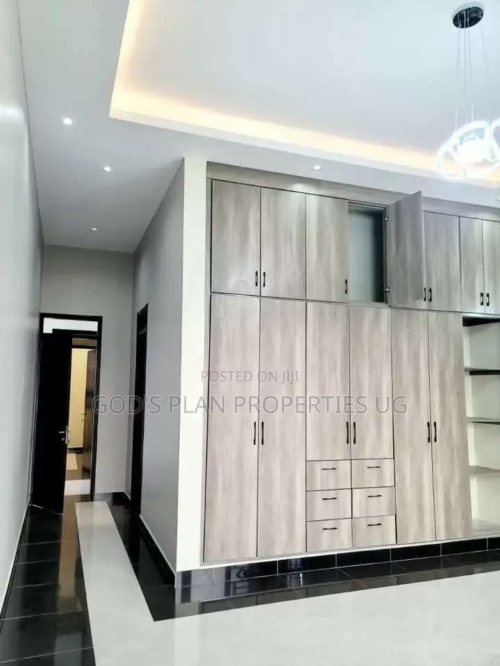 1bdrm Apartment in Lubowa Ntebe Estate, Central Division for rent