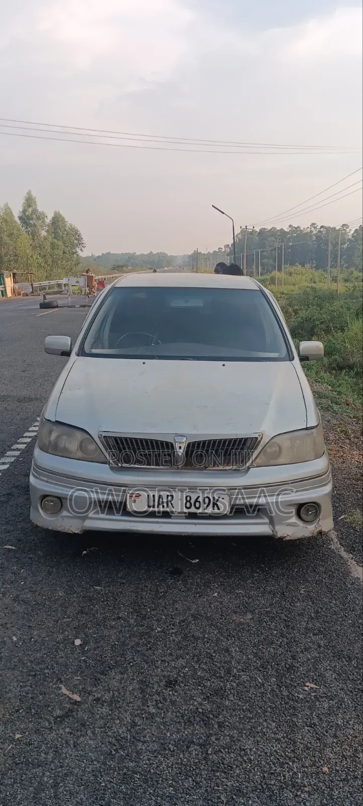 Toyota Vista 2002 Gray