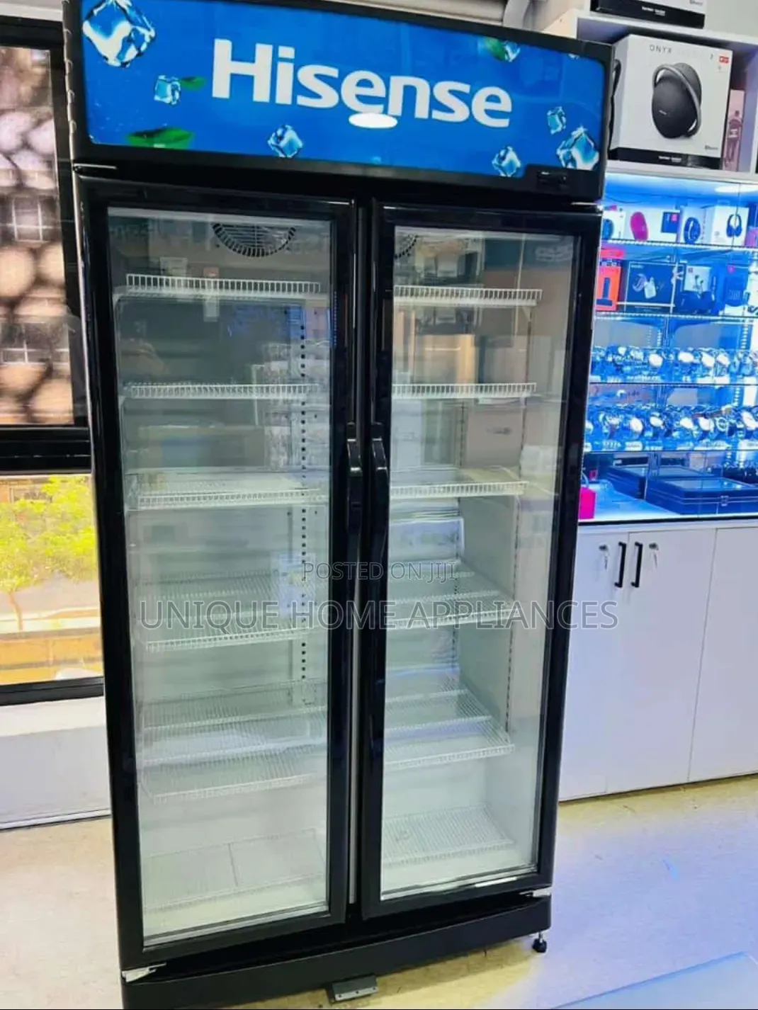 Hisense Showcase Chiller 810L