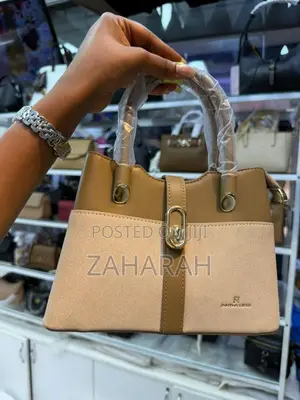 Pomonana Bags